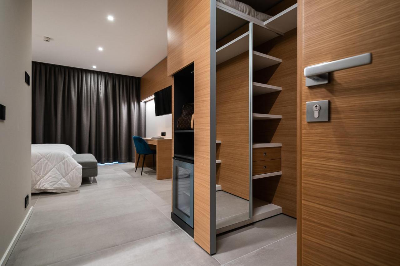 Nodo Hotel Кодроїпо Екстер'єр фото