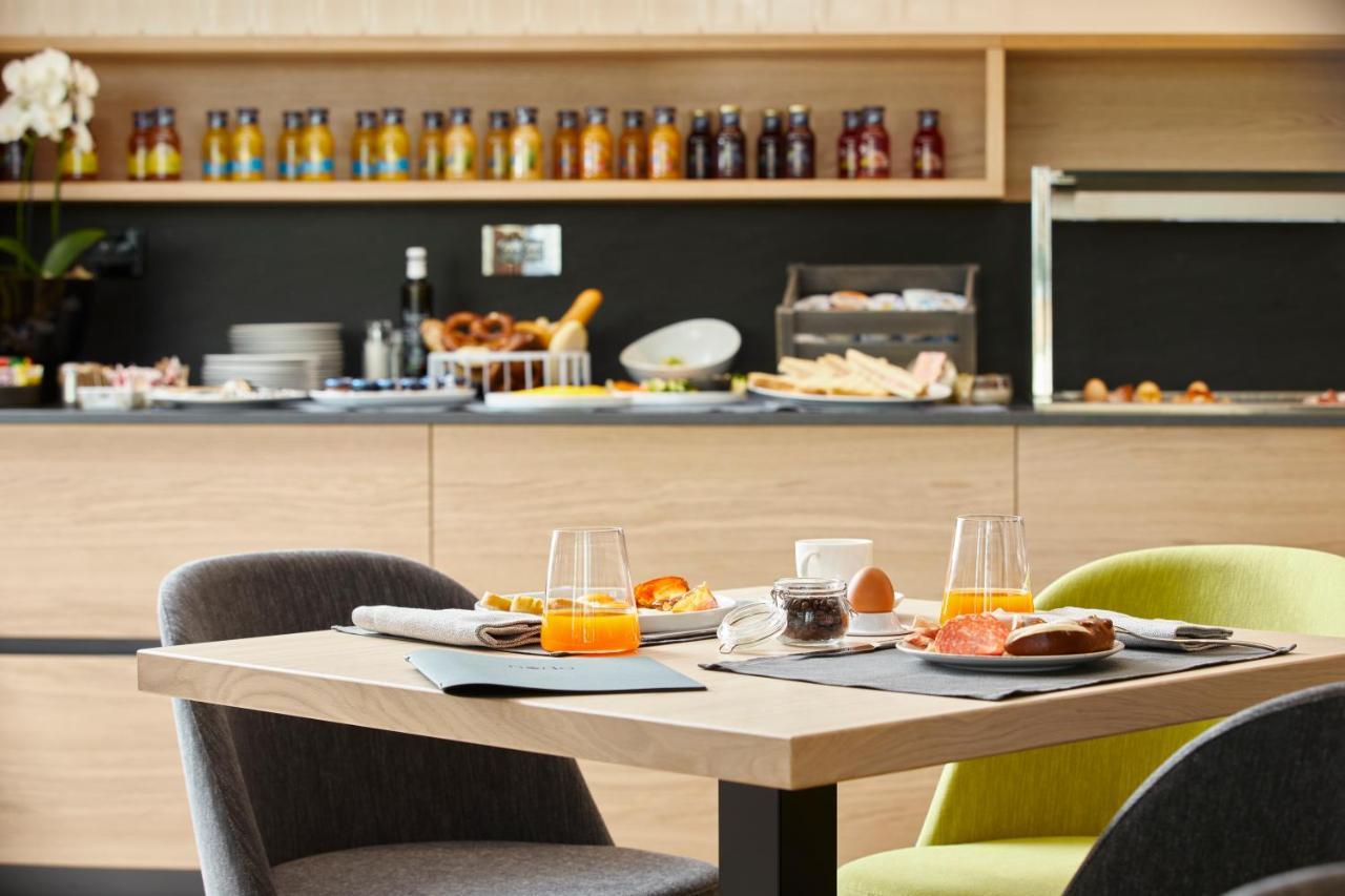 Nodo Hotel Кодроїпо Екстер'єр фото